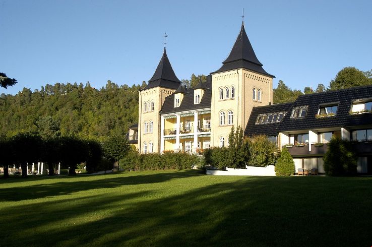 Hotell Refsnes Gods Trip Packages